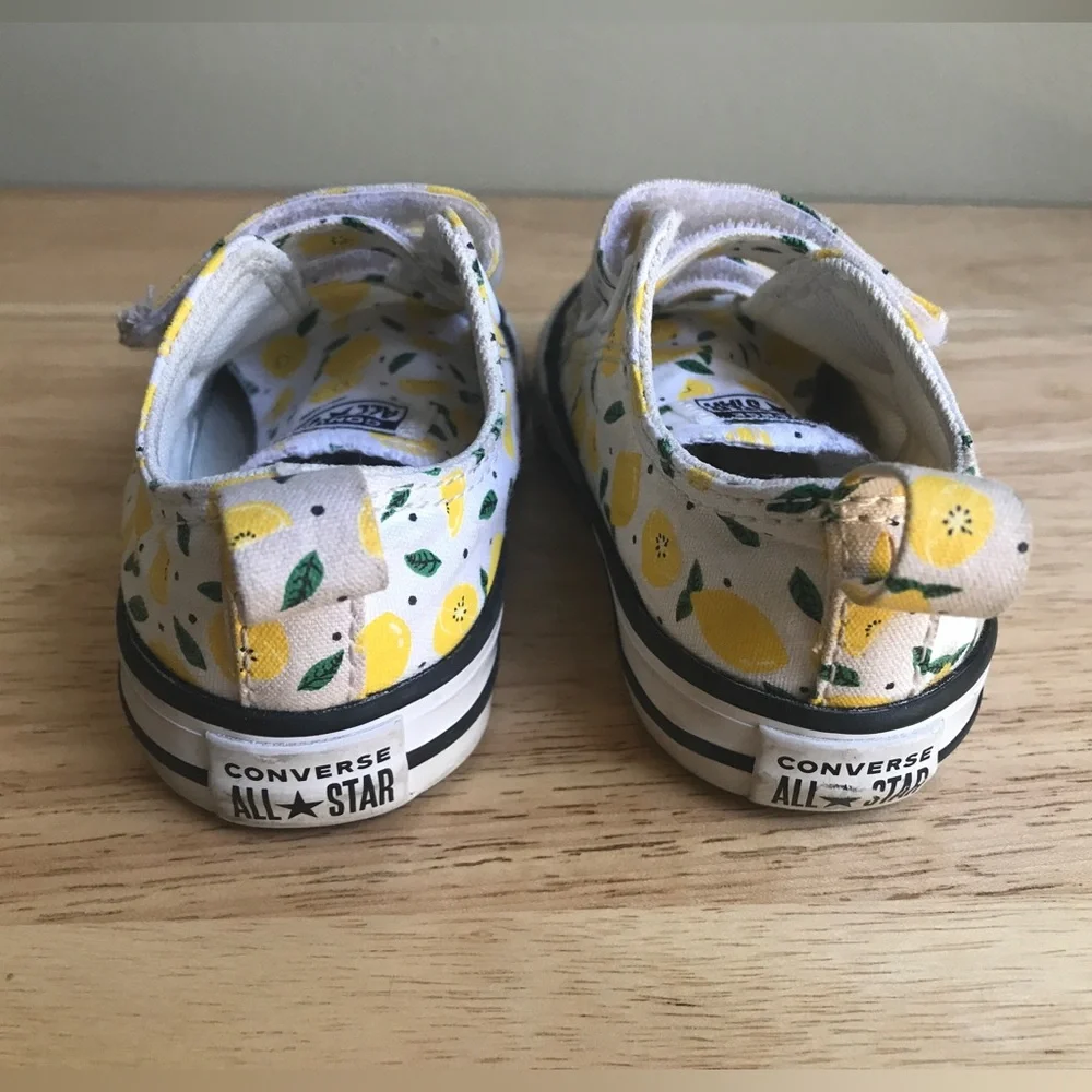 Converse Kids Lemon Print Sneakers Velcro Straps Size: US Toddler 5C EUR 21